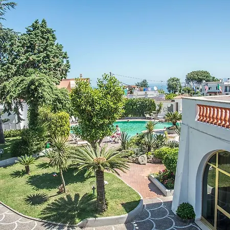 Internazionale Hotel 3*