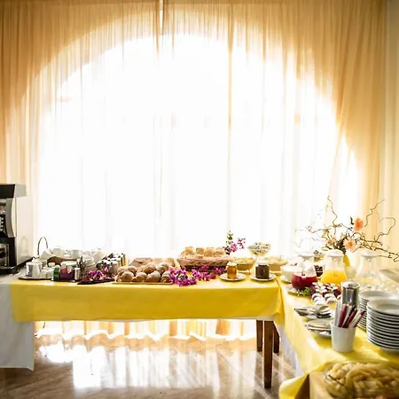 Internazionale Hotel 3*